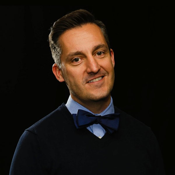 Dr. W. Jean-Luc Sansfaute, DC at Vitalité Chiropractic in Arlington, VA and Bethesda, MD